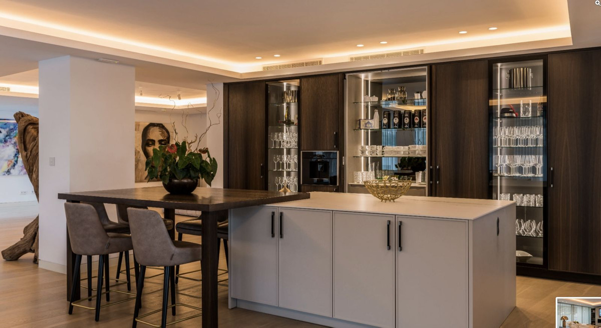 2da6e27e53676d6811098a66d9298466 - 27