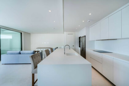 2da6e27e53676d6811098a66d9298466 - 4