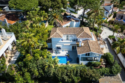 2dbb13d5930c23bce8c74e166e010dc7 - 11