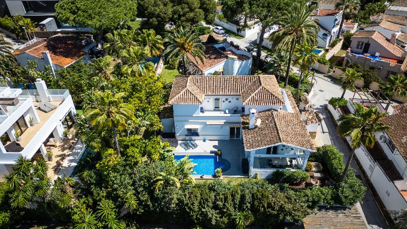 2dbb13d5930c23bce8c74e166e010dc7 - 11