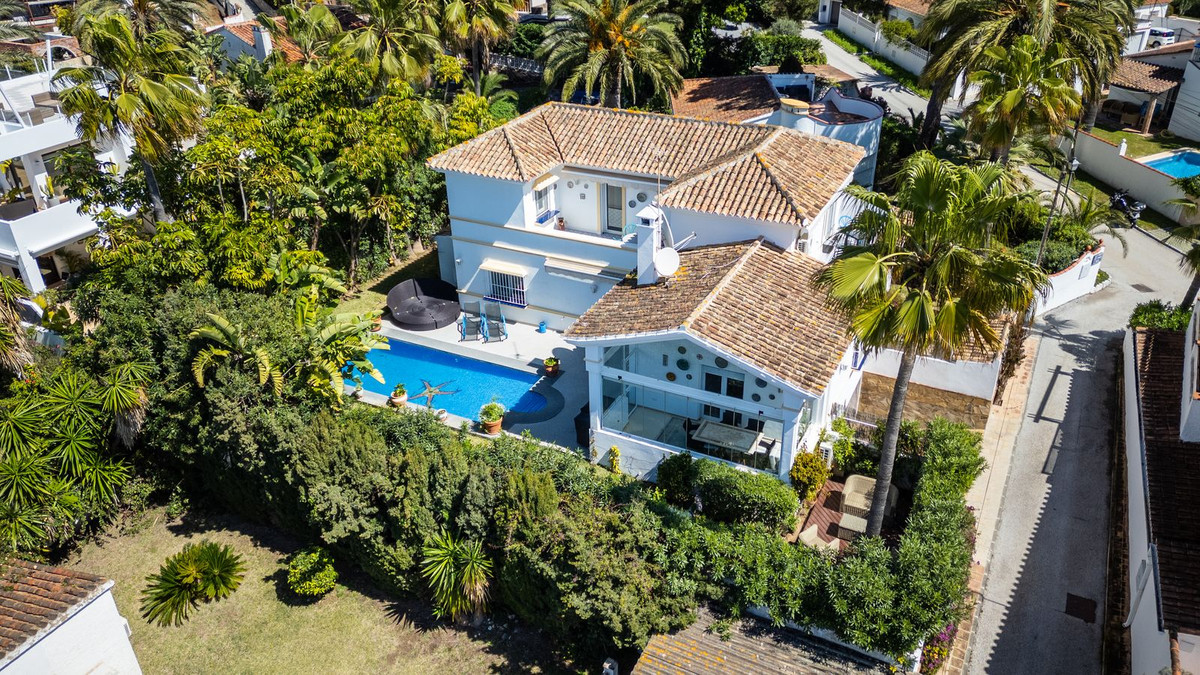 2dbb13d5930c23bce8c74e166e010dc7 - 27