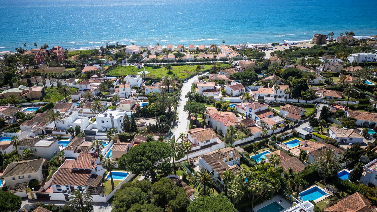 2dbb13d5930c23bce8c74e166e010dc7 - 28