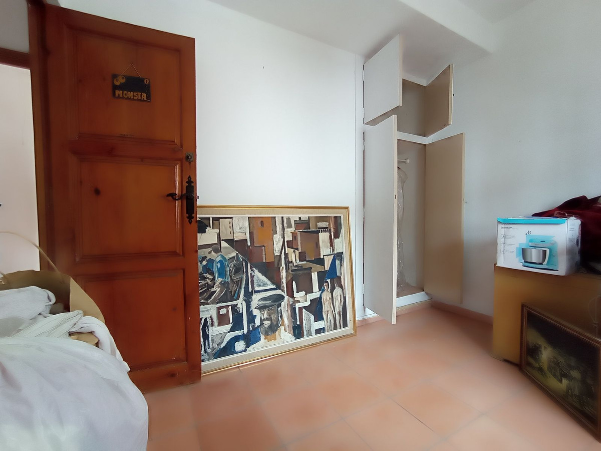 2fa396d6f4a53e7c84de0a54dd8ea341 - 24