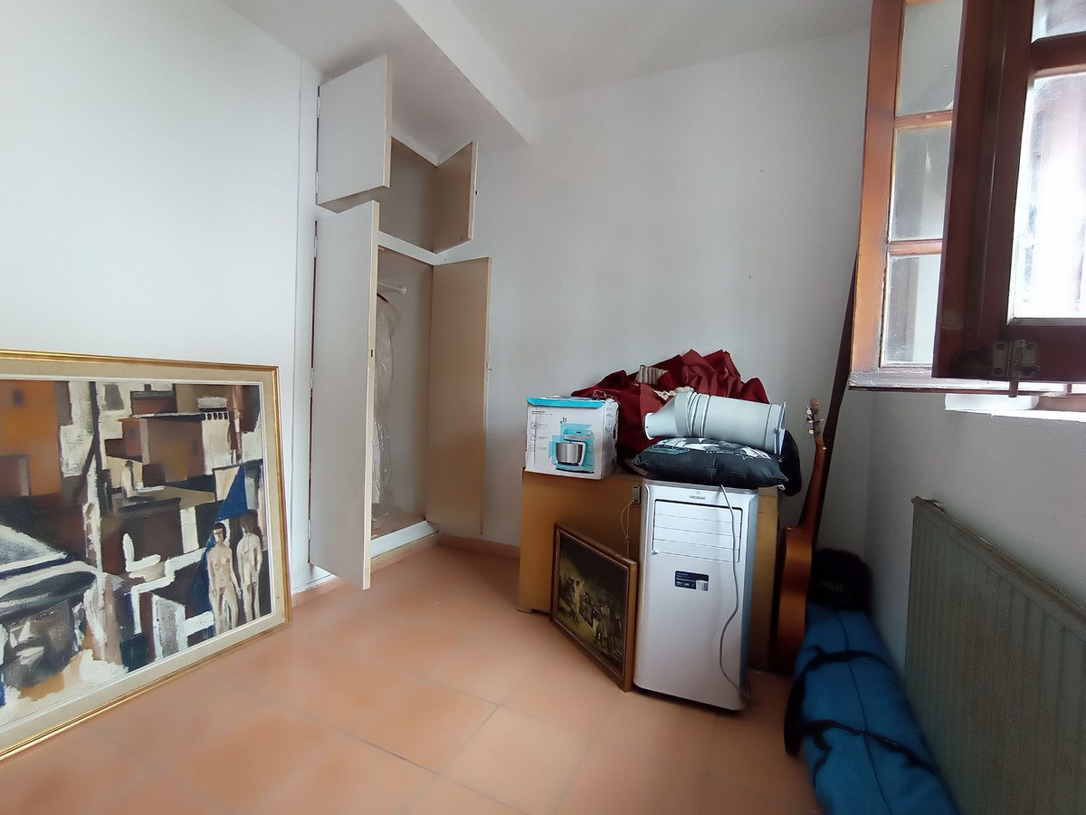 2fa396d6f4a53e7c84de0a54dd8ea341 - 25