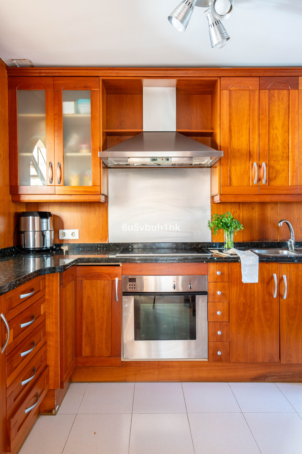 32d4221e6d4243eab9122271e5d52680 - 12