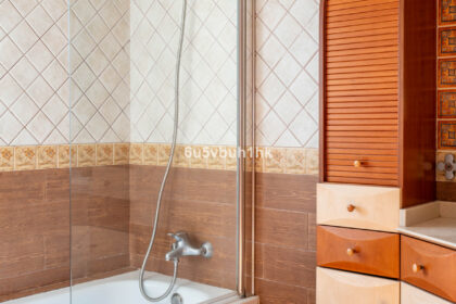 32d4221e6d4243eab9122271e5d52680 - 24