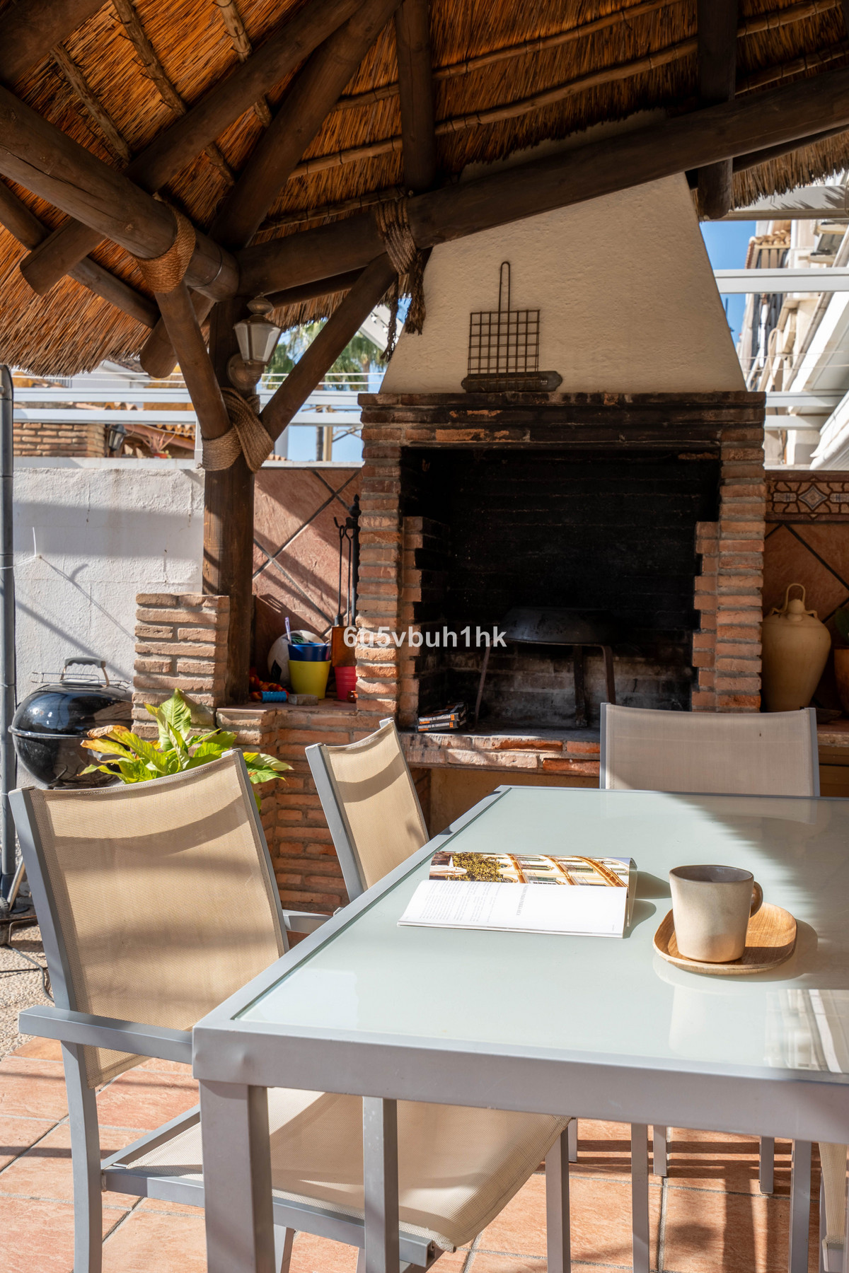 32d4221e6d4243eab9122271e5d52680 - 27