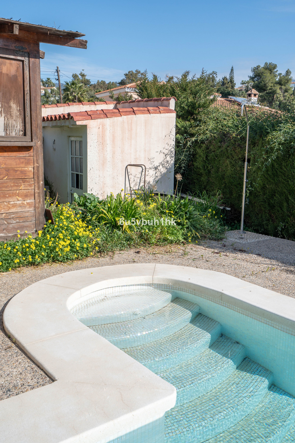 32d4221e6d4243eab9122271e5d52680 - 28