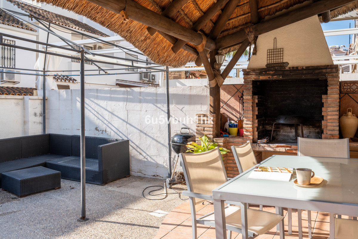 32d4221e6d4243eab9122271e5d52680 - 4