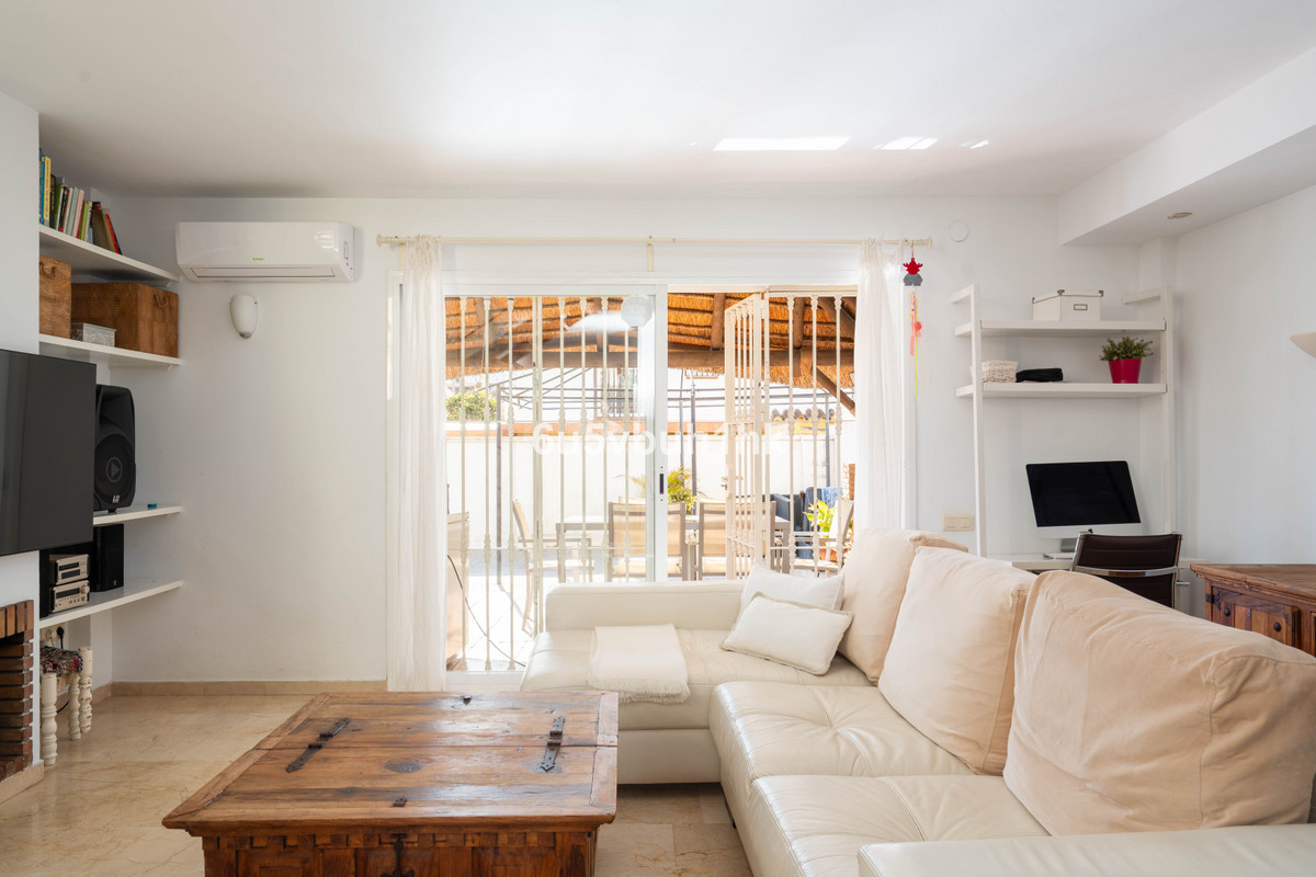 32d4221e6d4243eab9122271e5d52680 - 7