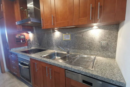 3a7400f0cc00a1f0884611ec8b43018f - 10