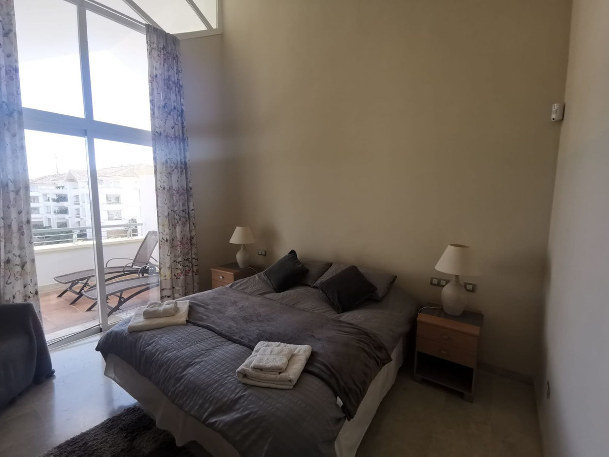 3a7400f0cc00a1f0884611ec8b43018f - 14