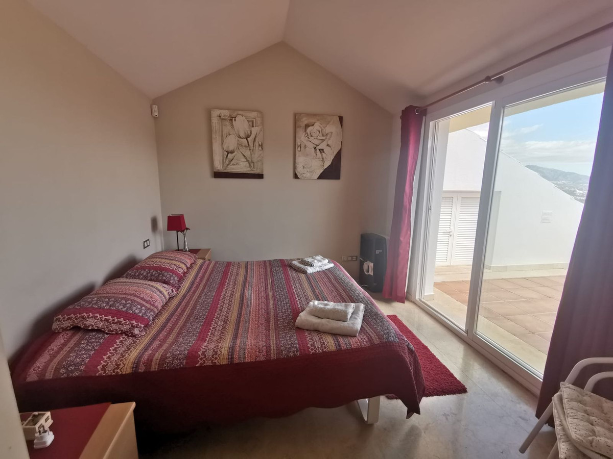 3a7400f0cc00a1f0884611ec8b43018f - 16