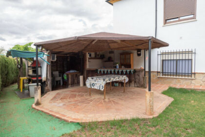 3c7ffc816661914eee8b604f0c86255c - 14