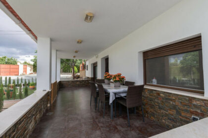 3c7ffc816661914eee8b604f0c86255c - 23