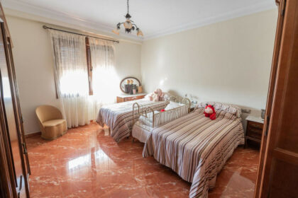 3c7ffc816661914eee8b604f0c86255c - 35