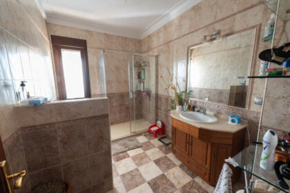 3c7ffc816661914eee8b604f0c86255c - 42