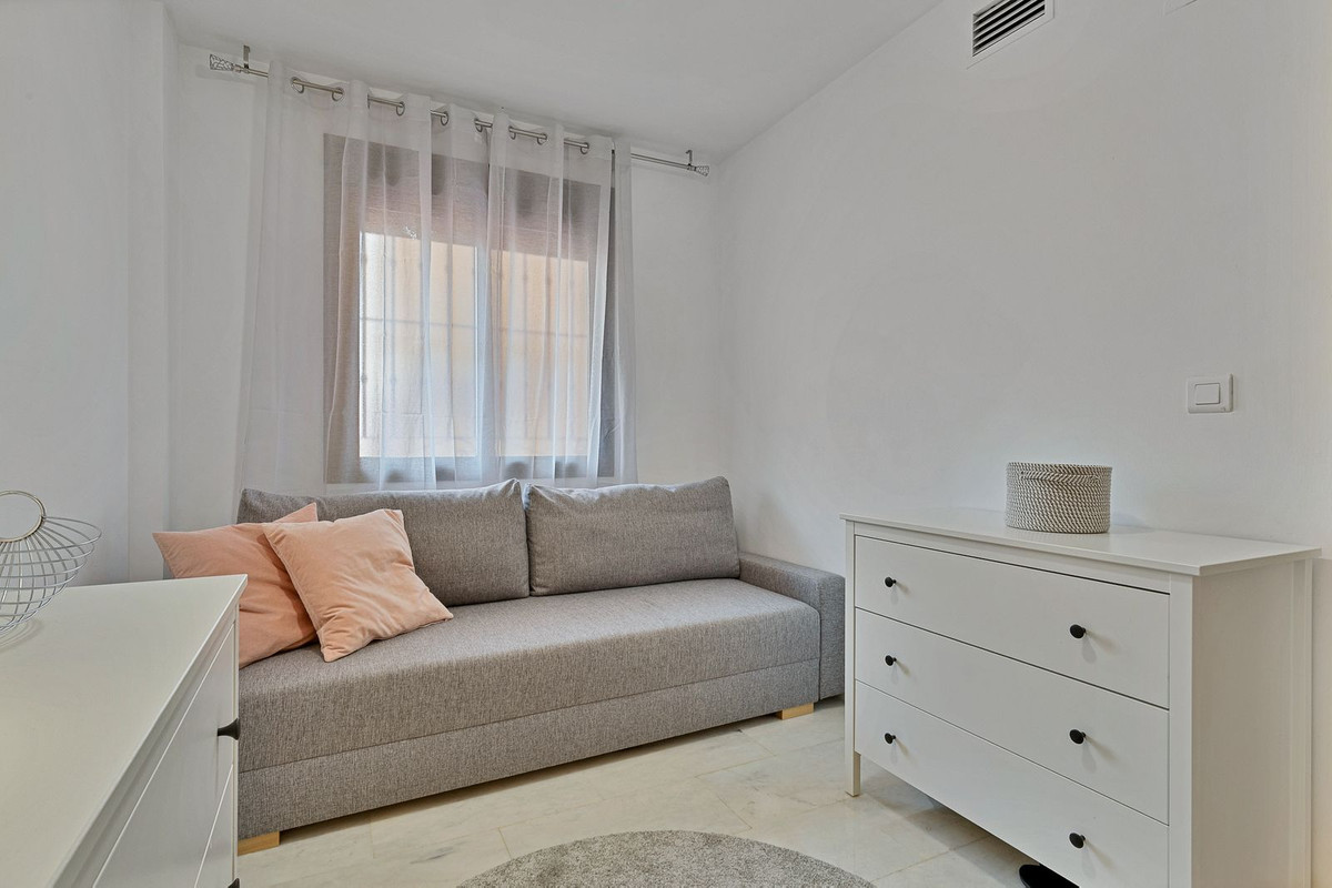 3e687fb919aca8351c4cef06611a8045 - 15