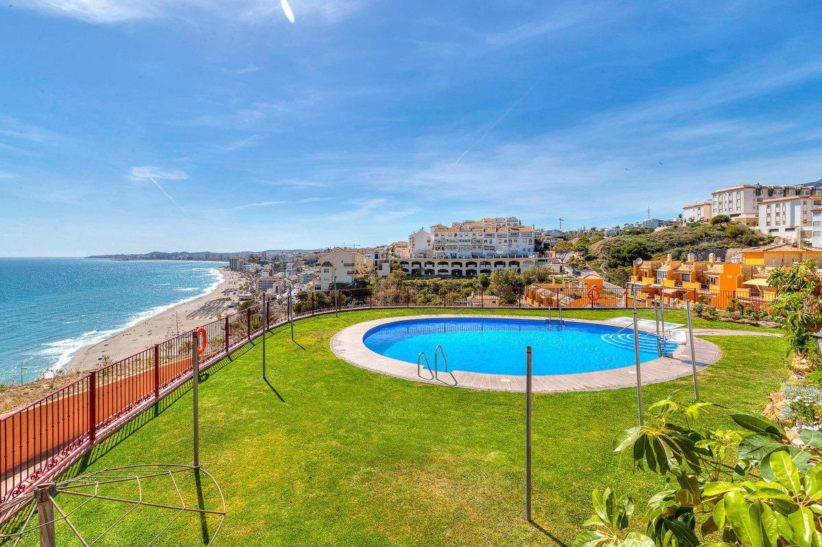 3e687fb919aca8351c4cef06611a8045 - 21