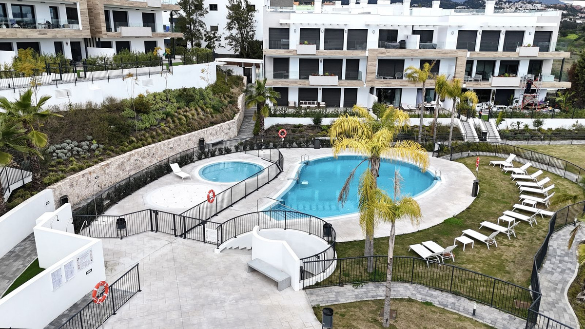 4147f39526e9819eb8ff0caa0a0264ae - 2