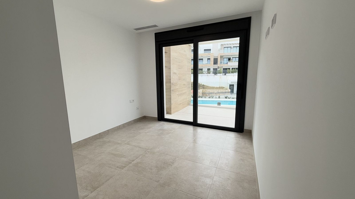 4147f39526e9819eb8ff0caa0a0264ae - 23