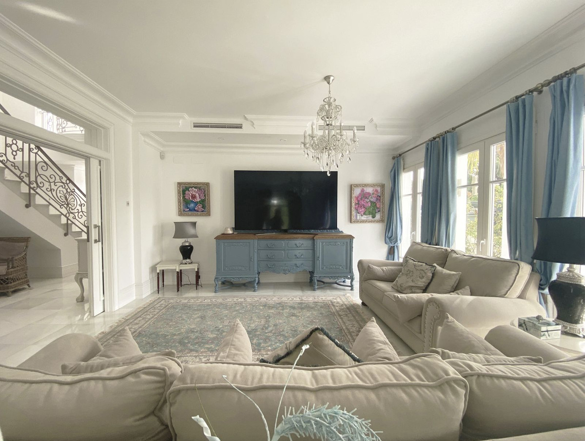 418813c20ebb1b6cec8434a78b1e8957 - 14