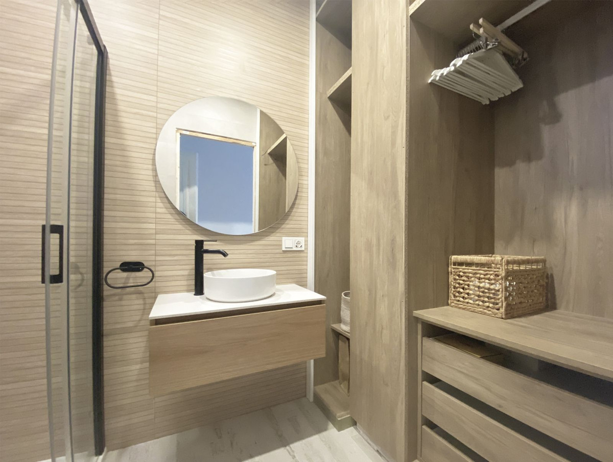 418813c20ebb1b6cec8434a78b1e8957 - 34