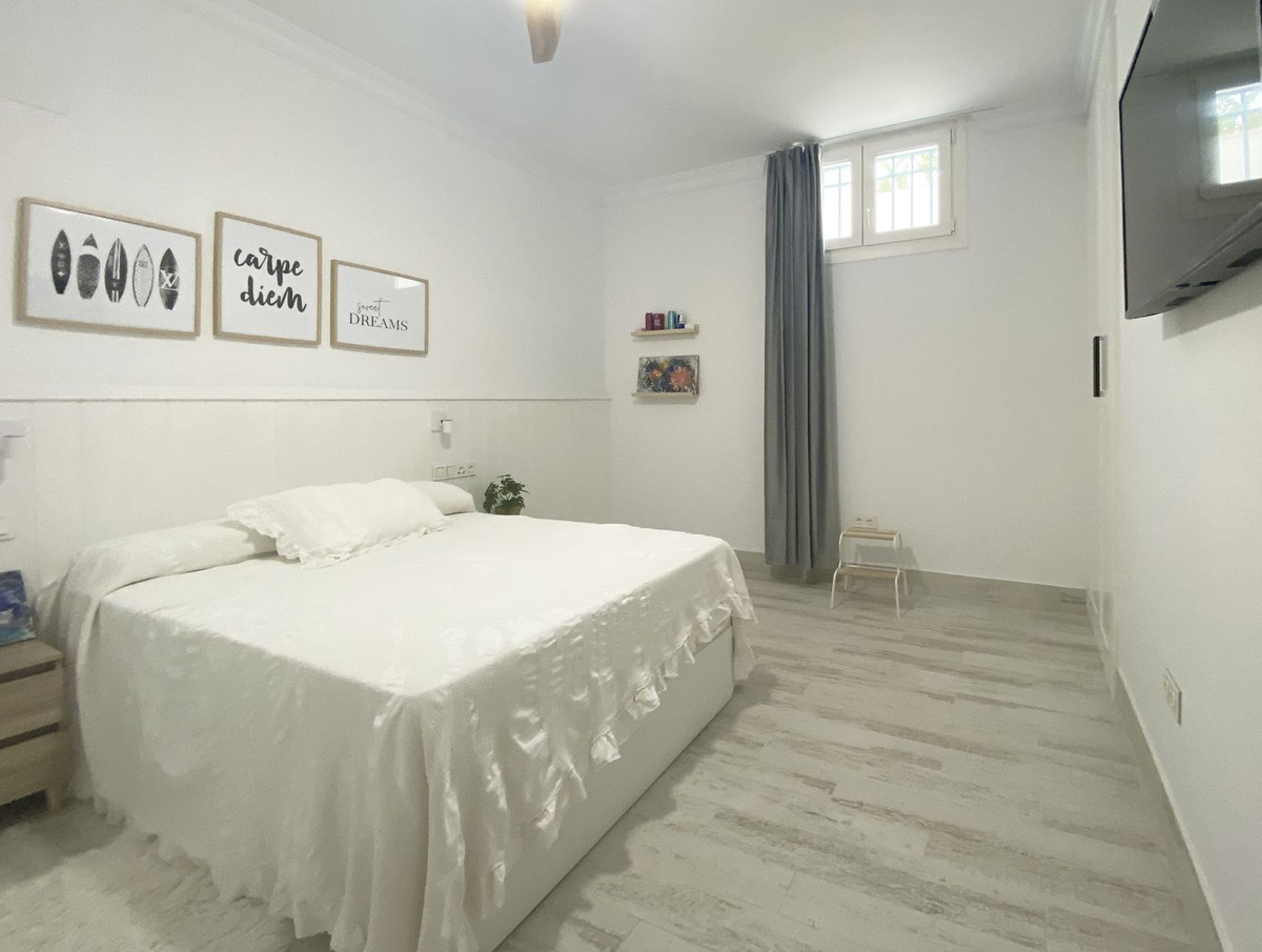 418813c20ebb1b6cec8434a78b1e8957 - 37