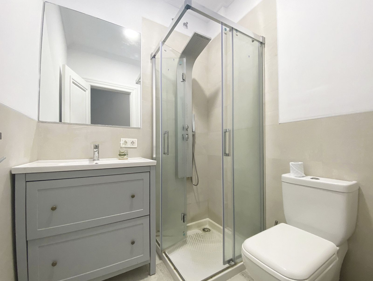 418813c20ebb1b6cec8434a78b1e8957 - 38