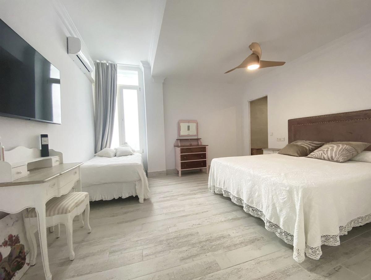 418813c20ebb1b6cec8434a78b1e8957 - 40