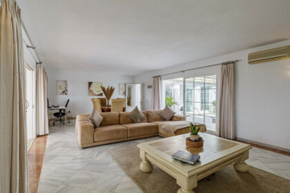 41a405e9fd6274be4cbfbf15272273bc - 6