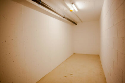 48039c9a36e24aaec2e09bd1796cee94 - 25