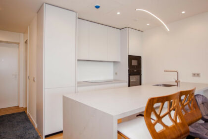 48039c9a36e24aaec2e09bd1796cee94 - 6