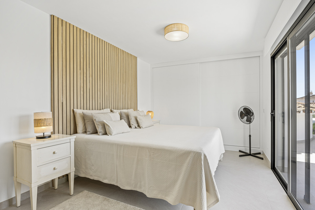 4d19c293fd5b0592876cee16508c9baa - 15