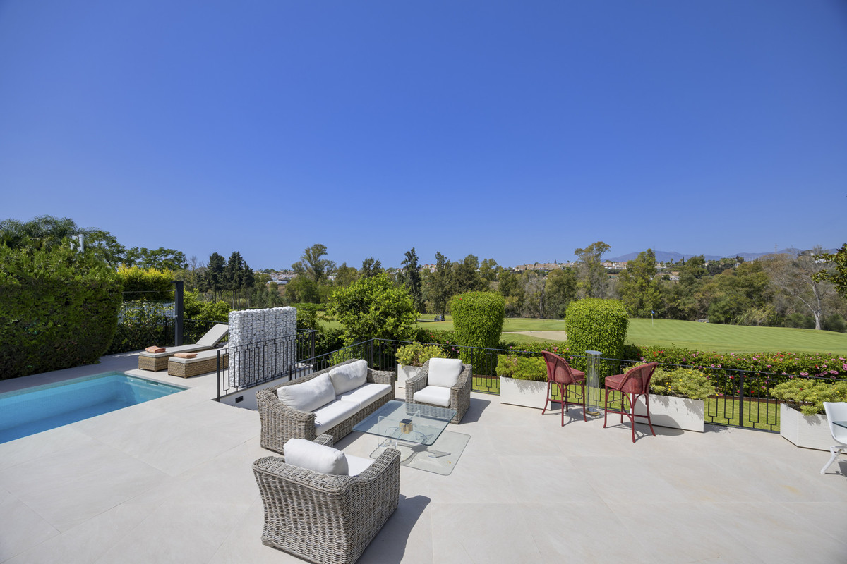 4d19c293fd5b0592876cee16508c9baa - 21