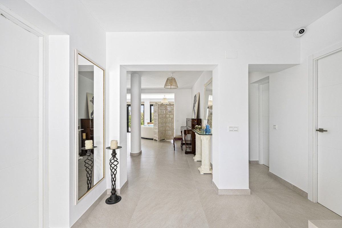 4d19c293fd5b0592876cee16508c9baa - 9