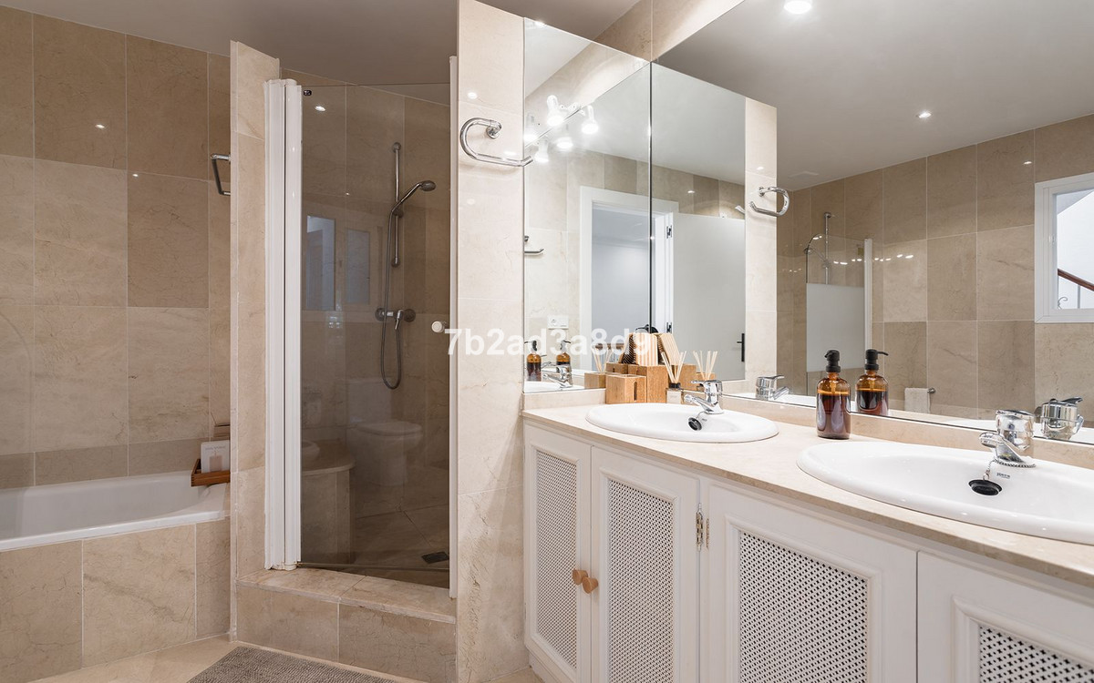 4d442704c4f9bbd520aa8a3d62dadf41 - 20