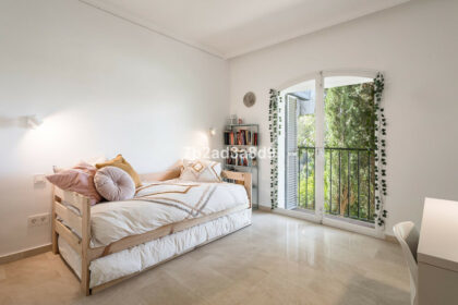 4d442704c4f9bbd520aa8a3d62dadf41 - 24