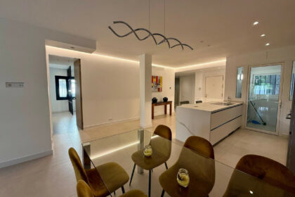 516f5a1eb8376c98c3e41fc290facb05 - 13