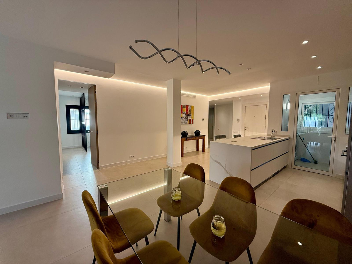 516f5a1eb8376c98c3e41fc290facb05 - 13