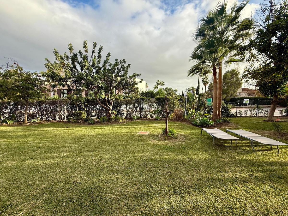 516f5a1eb8376c98c3e41fc290facb05 - 18