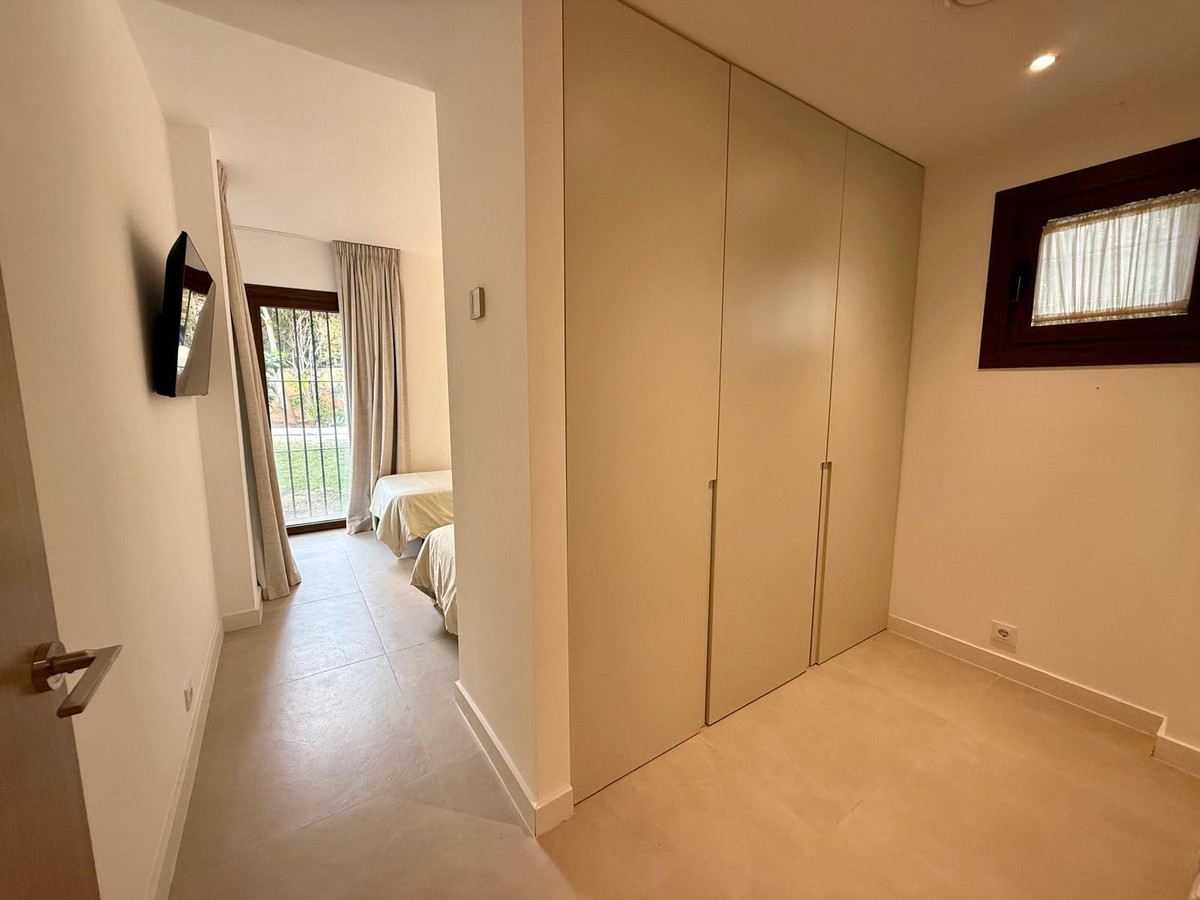 516f5a1eb8376c98c3e41fc290facb05 - 9