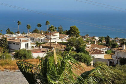 519a299470183baa3c93080e07ca65e1 - 2