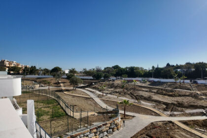 52b5bef248fd2677d96867e08f28af23 - 14