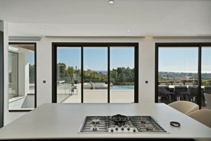 533ce3fa3c48dc87a57445bf776de40f - 10