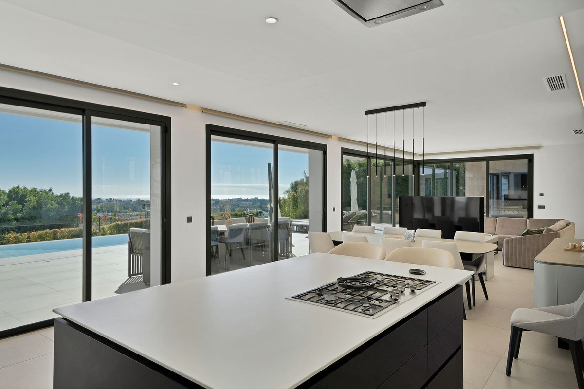 533ce3fa3c48dc87a57445bf776de40f - 11