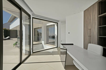 533ce3fa3c48dc87a57445bf776de40f - 19