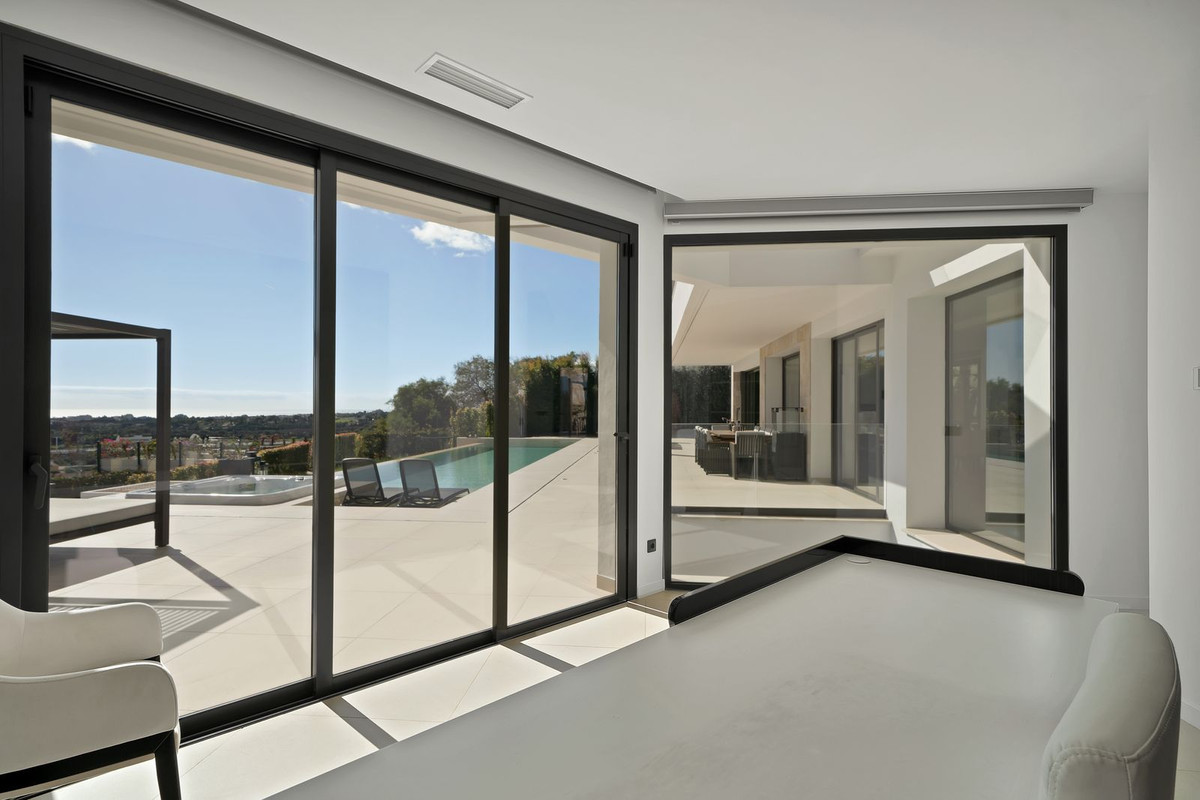 533ce3fa3c48dc87a57445bf776de40f - 20