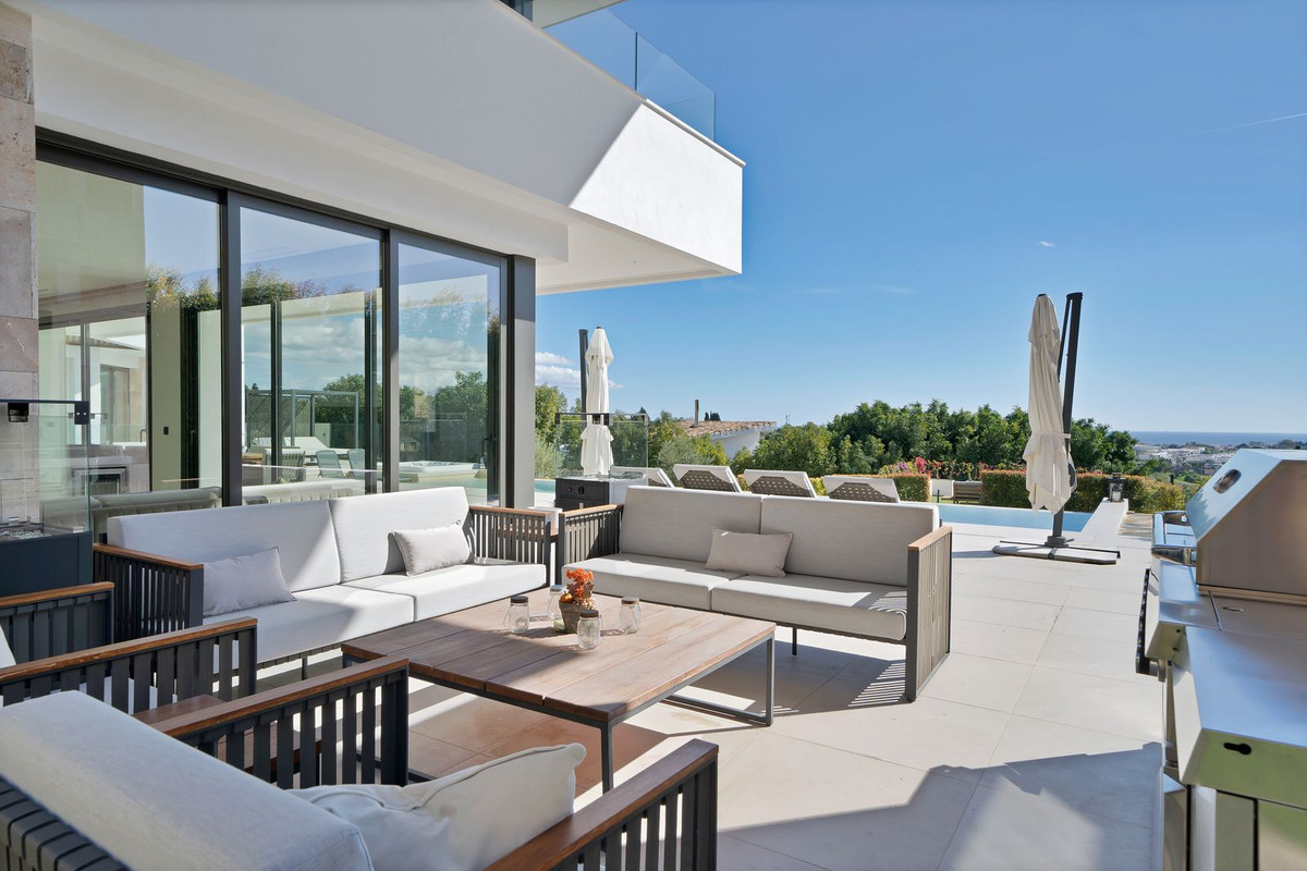 533ce3fa3c48dc87a57445bf776de40f - 30