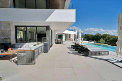 533ce3fa3c48dc87a57445bf776de40f - 31